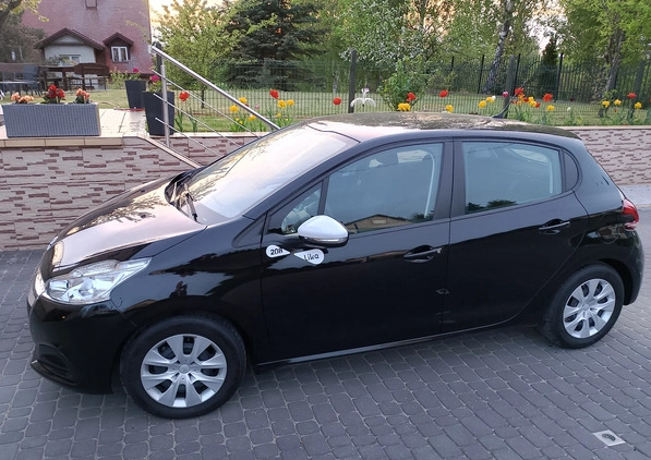 Peugeot 208 cena 39990 przebieg: 19000, rok produkcji 2019 z Kartuzy małe 191